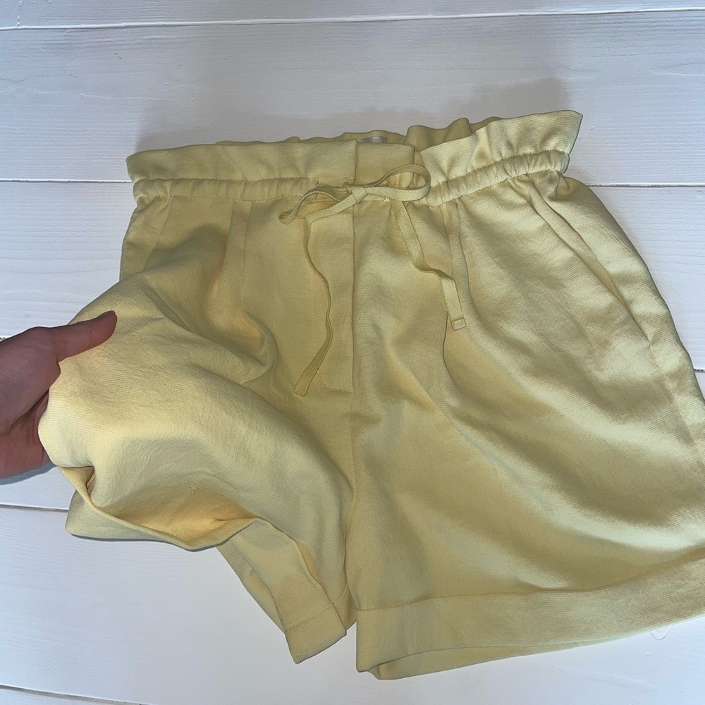Wilfred Light Yellow High Waist Shorts - Picture 2 of 7